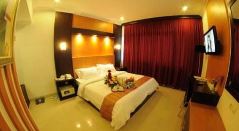 Hotel Swarna Dwipa Palembang Dış mekan fotoğraf