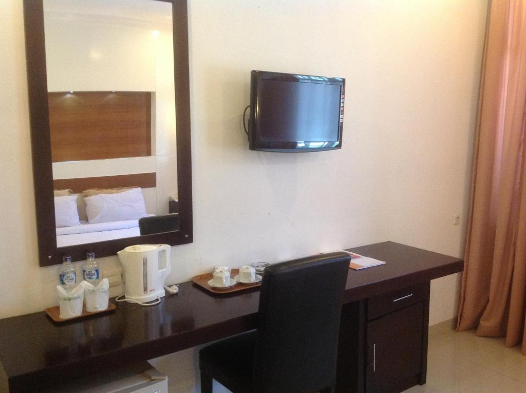 Hotel Swarna Dwipa Palembang Dış mekan fotoğraf