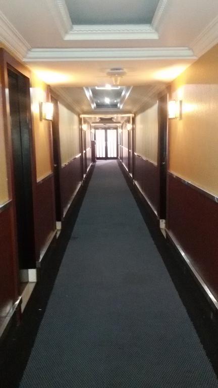 Hotel Swarna Dwipa Palembang Dış mekan fotoğraf